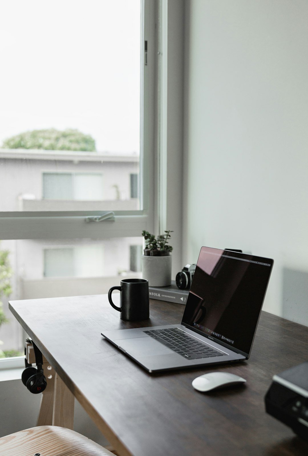online learning setup with laptop